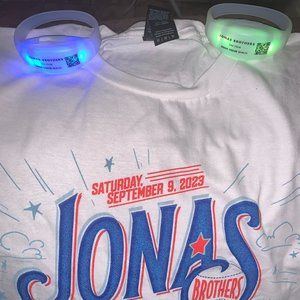 2023 Jonas Brothers T-SHIRT- Los Angeles Dodger Stadium Concert 9/9/2023 Medium